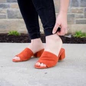 VINCE Rachelle Suede Slide Sandals size 8